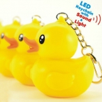 (1個)小黃鴨聲光吊飾